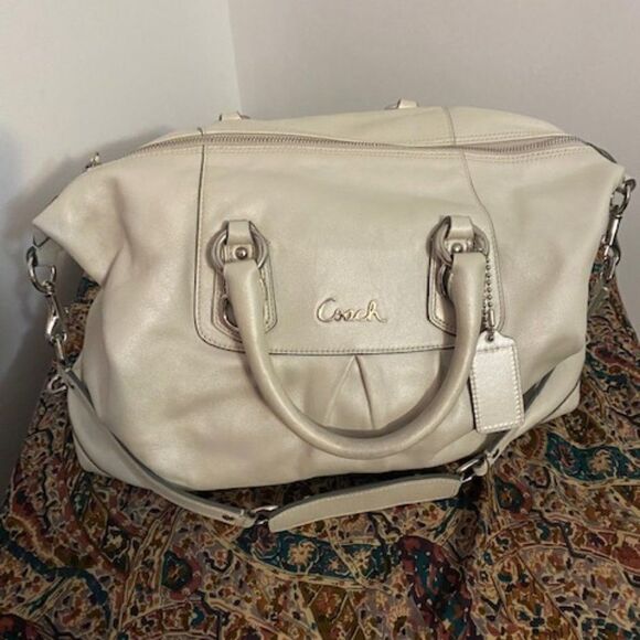 Coach F15447 Ashley Cream Convertible bag - Picture 1 of 15